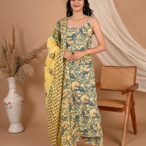 Women Paisley Printed Sequinned Cotton kurta set with Trousers & With Dupatta